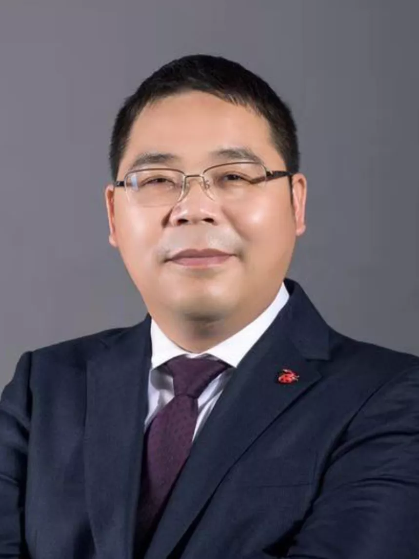 执行会长：周运新