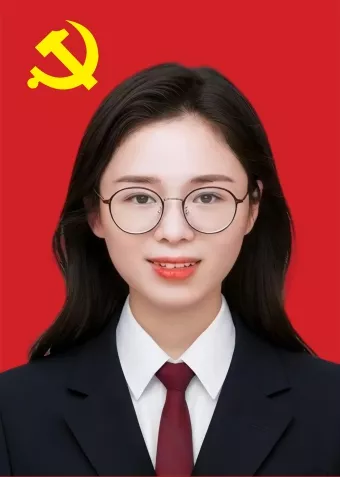康 彦  党员